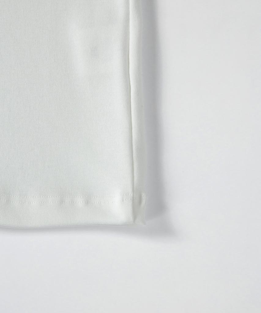 Aejeuon Square Line Tee / White