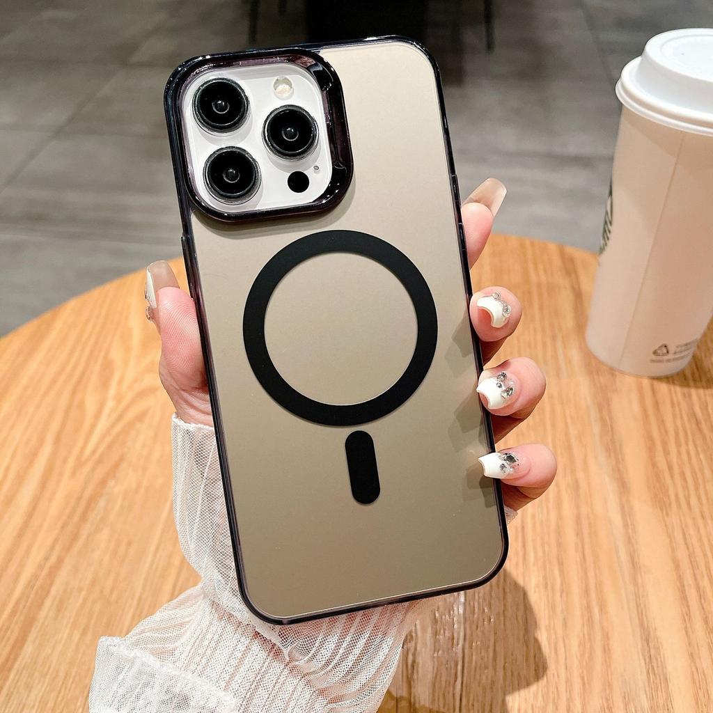 [Electroplating IMD magnetic attraction] New mobile phone case Apple 16PROMAX magnetic mobile phone case is suitable for 14PRO large holes