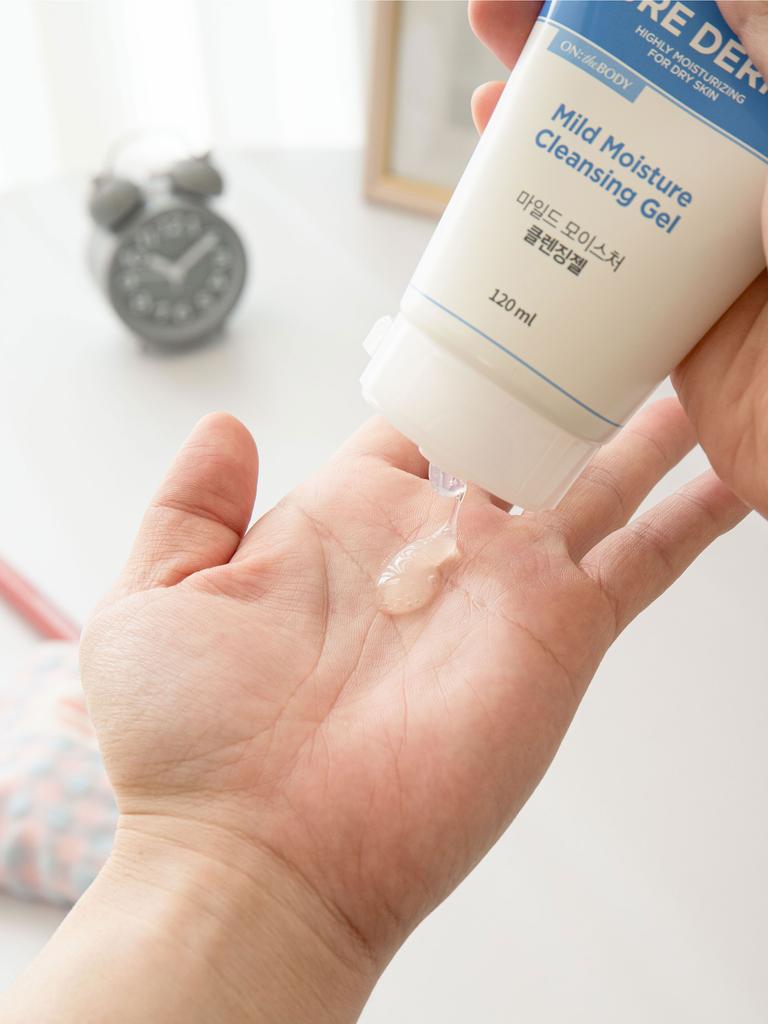 On the Body Pure Derma Mild Moisture Cleansing Gel 120ml