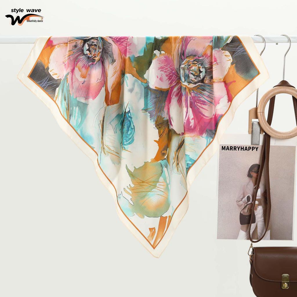 Elegant Chinese Ink Painting Lotus Silk Scarf: High-End, Versatile Retro Print, Popular Decorative Accessory for Women.