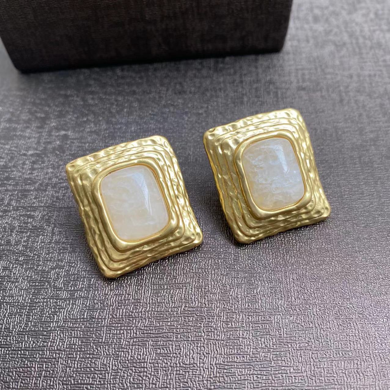 Vintage Square Stud Earrings Geometric Luxury Exaggerated Ear Jewelry