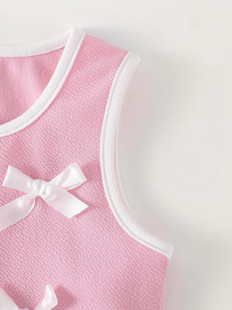 Two-piece set for girls, Korean style, elegant, three-dimensional bow ribbon, irregular design top and basic versatile comfortable shorts.