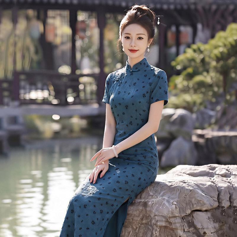 Mavi ulusal tarz, yeni Çin Suzhou uzun cheongsam, geliştirilmiş genç 1011 yeni kadın yüksek kaliteli hissi, günlük giyim