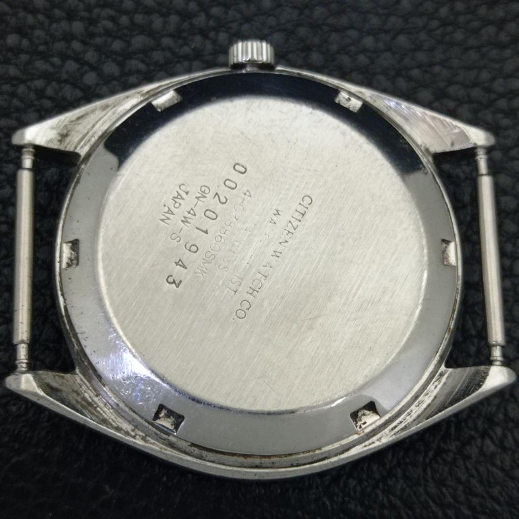 JAPAN VINTAGE CITIZEN AUTOMATIC 8200 MENS BLACK COLOR DIAL WATCH a702753-1 R210-a702753