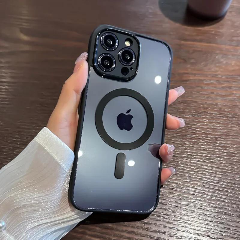 

Роскошный магнитный чехол для беспроводной зарядки для iPhone 15 14 13 12 11 Pro Max X XR XS 7 8 Plus противоударный бронированный прозрачный чехол For iPhone 15 красный
