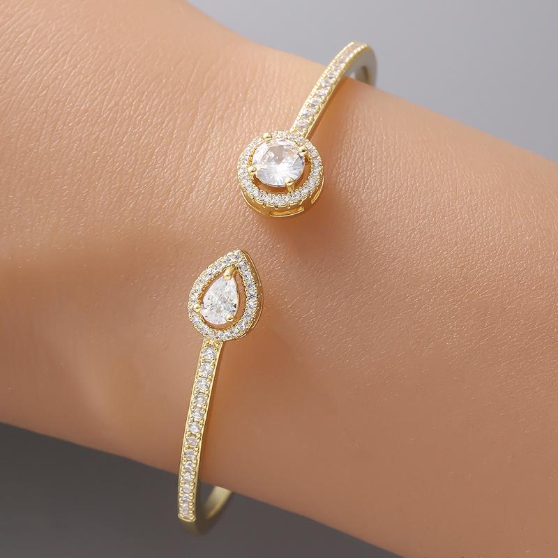 European and American New Style Micro-embellished Ultra-glitter Open Bracelet for Women, Light Luxury Adjustable Bracelet