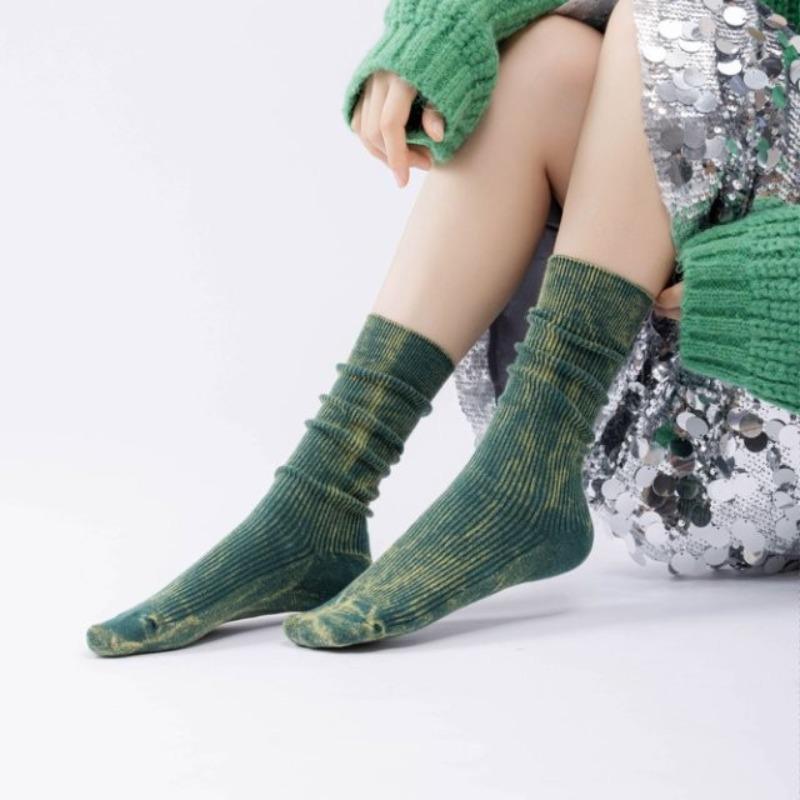 Retro Red Women's Mid-calf Socks, Sand-washed and Aged, Rustic Style Double-needle Mid-calf Socks, Men's and Women's Pile Socks
