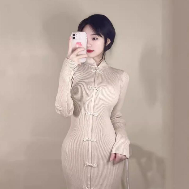 Medium and Improved Button-on Knitted Dress Autumn and Winter Women's Clothing Temperament Slim-fitting Bottoming Hip-wrapped Sweater Skirt