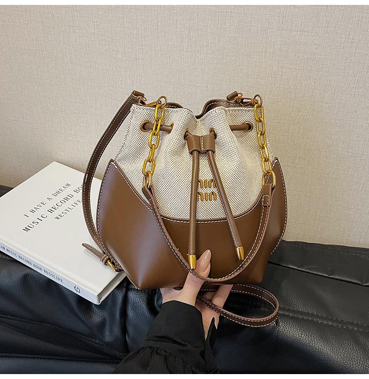 Niche Design Splicing Handbag Bag Women's New Fashion Trend Bucket Bag High-end Single Shoulder Messenger Bag