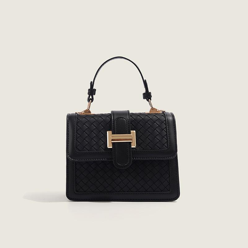 

Сумка с высококачественной текстурой для женщин 2025 Нишевая Универсальная Стильная Кожаная Плетеная Маленькая Квадратная Сумка Ретро Мода Сумка Через Плечо чёрный