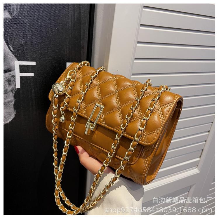 

Summer fashion popular bag women 2025 new xiaoxiangfeng messenger bag shoulder small square bag diamond chain bag коричневый