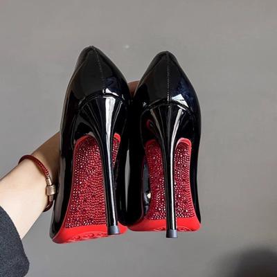 Piękne seksowne czarne lakierowane buty ze spiczastym noskiem, francuskie, pojedyncze, z kryształkami, czerwona podeszwa, wysokie obcasy, damskie, cienkie, obcasy, 2024, wiosna i jesień, nowe