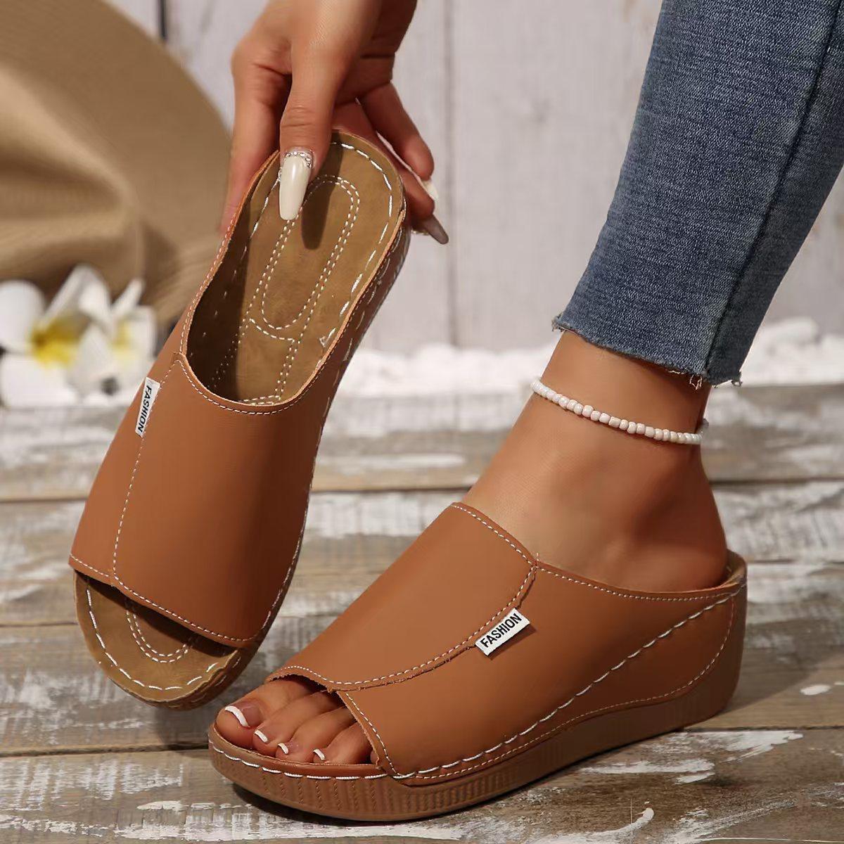 

Сандалии большого размера 43 с покатым каблуком и толстой подошвой, летние пляжные туфли с открытым носком и линией качания 39 светло-коричневого