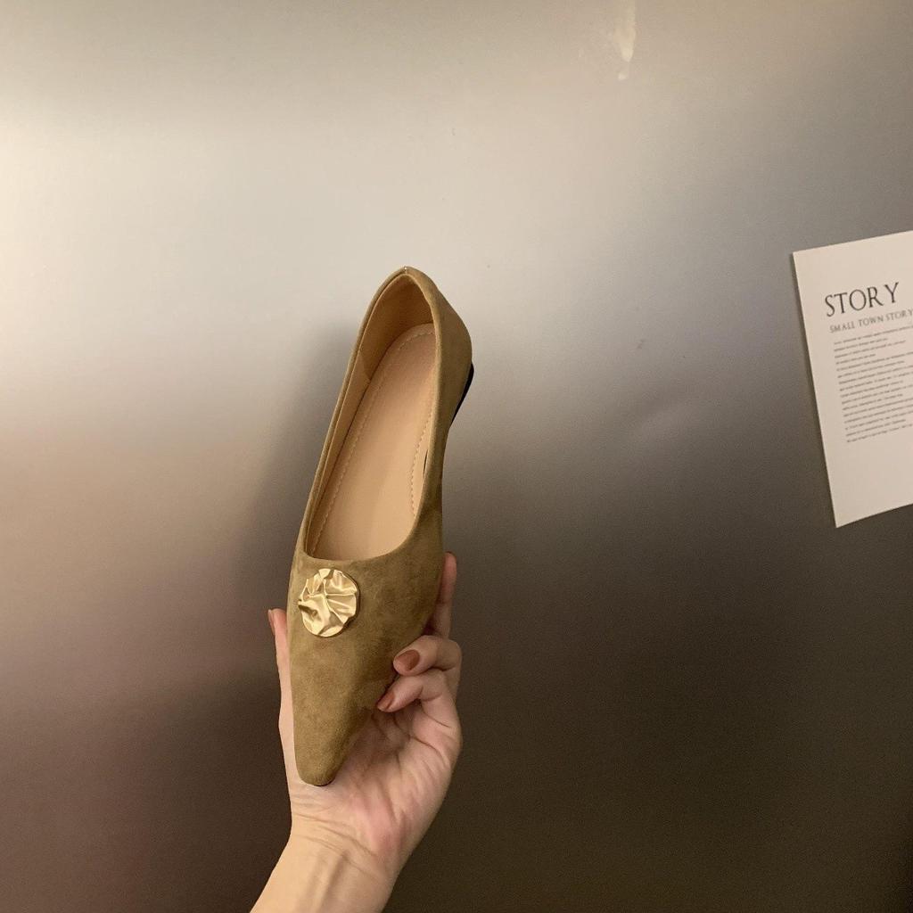 Hongkong neue Mode spitze Zehen flache Schuhe mit flachem Ausschnitt Damen vielseitige Oma-Schuhe flache Slipper einzelne Schuhe