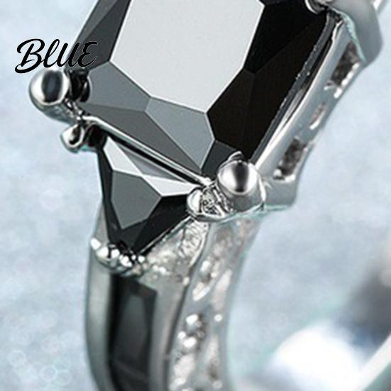 Inlaid Highly Polished Ring Exquisite with Cubic Zirconia