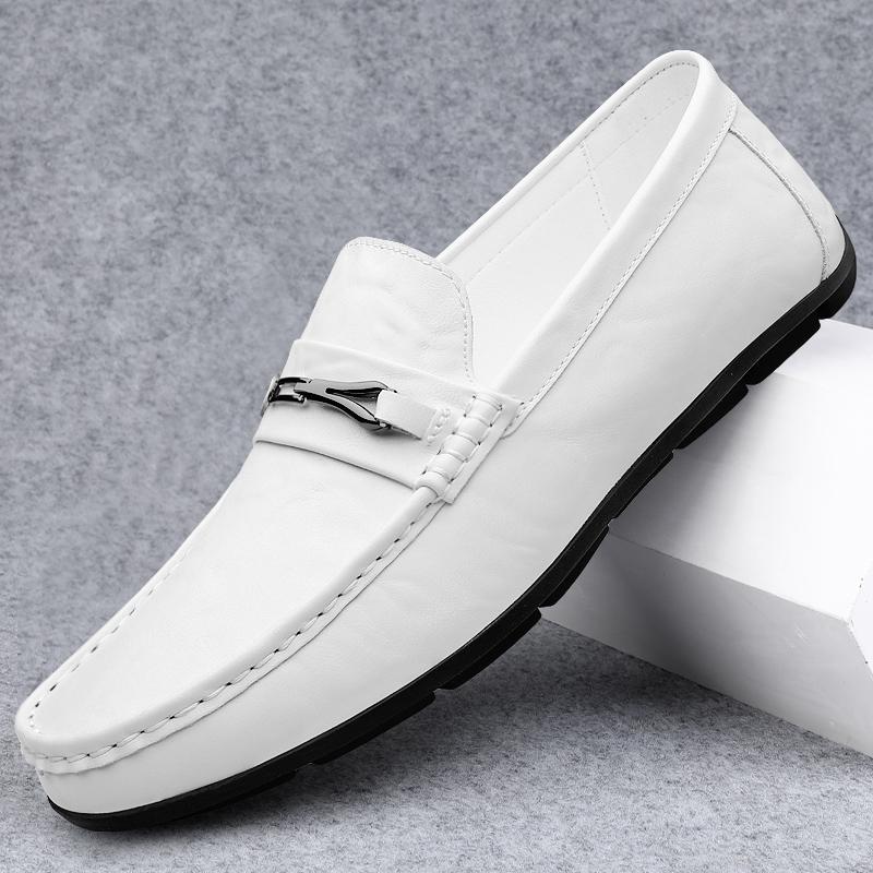 Fashionable Korean Style Leather Casual Shoe Lightweight Comfortable Driving Loafers Soft Soled Men Business Elegant Daily Shoes
