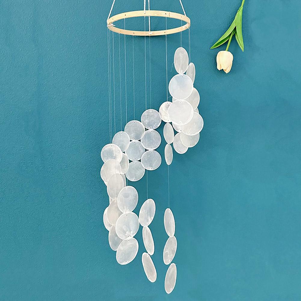

Natural Shell Dreamcatcher Wind Chime for Use in Living Spaces or Outdoor Settings to Promote Relaxing Atmosphere білий