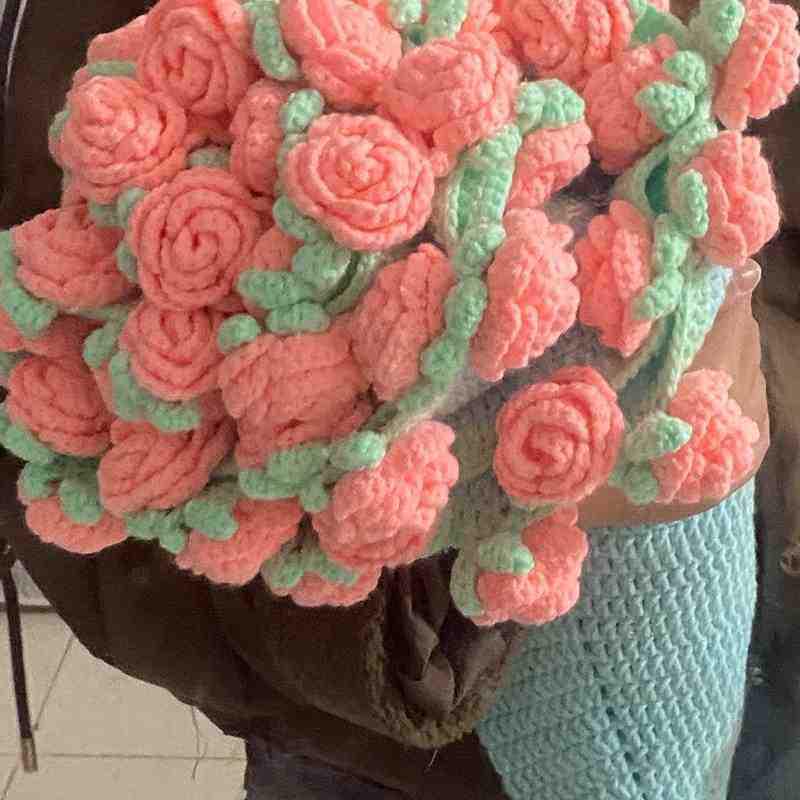 Hand-knitted Rose Bouquet Flower Blanket for Office Naps