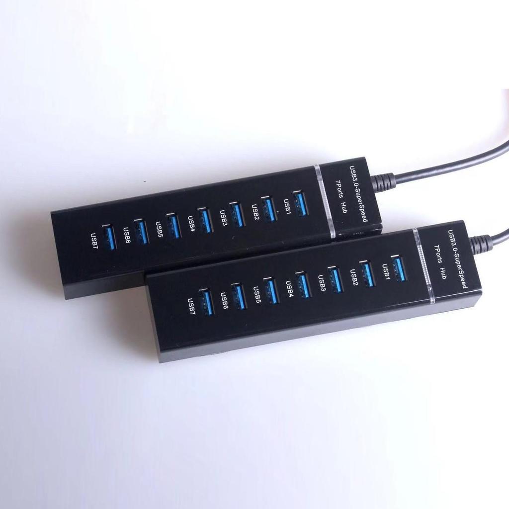 7-Port USB 2.0/3.0 Hub with Light Strip and Flash Drive Expansion