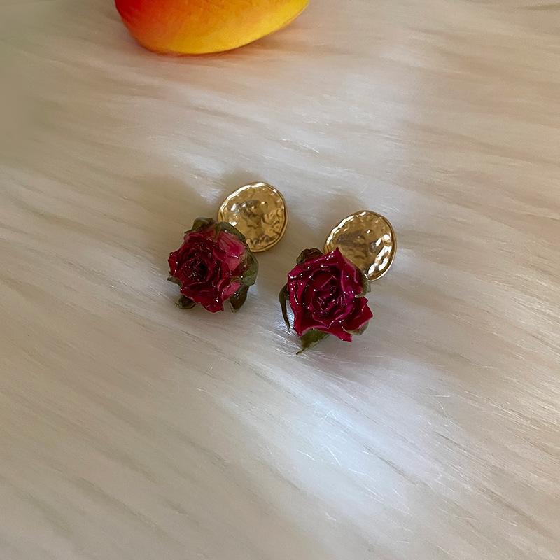 Вечная роза живой цветок придворный стиль корейская индивидуальность серьги-гвоздики женские ретро Гонконгский стиль ушное украшение темперамент