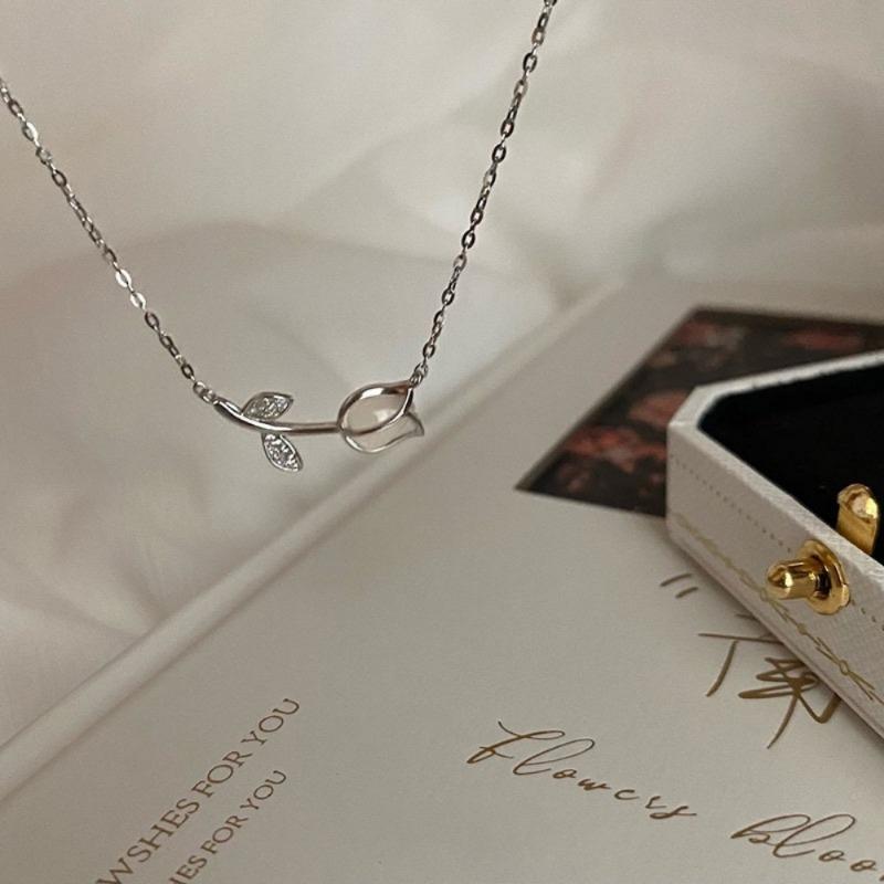 Creative And Elegant Tulip Necklace, Multifunctional Collarbone Pendant Necklace, Fashionable And Elegant Necklace, Birthday, Graduation Anniversary,