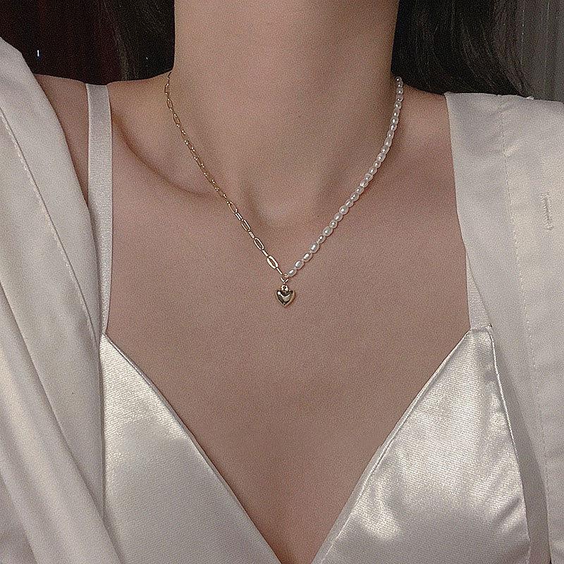 Niche Sense of Natural Freshwater Pearl Asymmetric Splicing Collarbone Chain Love Pendant Necklace for Women