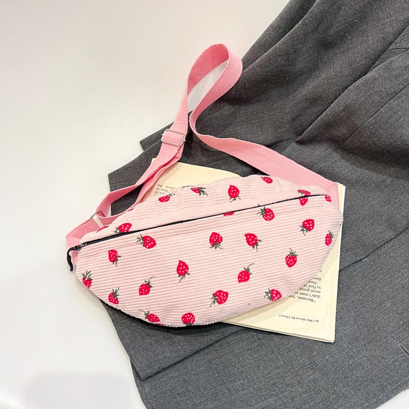 

Literary velvet breast bag women s new fashion strawberry printed messenger bag casual trendy versatile shoulder bag розовый