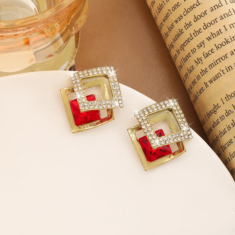 Retro Red Square Crystal Earrings - Niche Design with Modern Flair