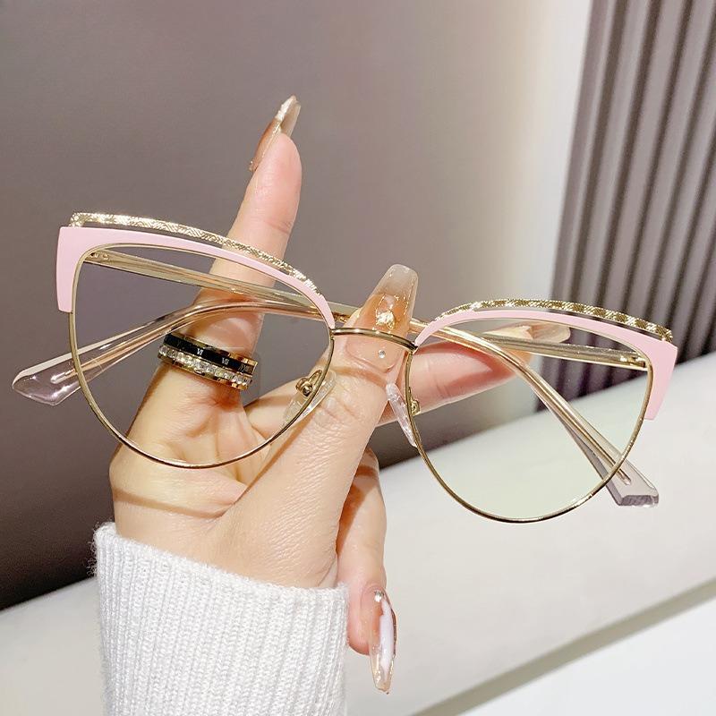 Photochromic Glasses Anti Blue Light Minimalist Style Flat Glasses Ultra Light Eyeglass Frame Metal Spring Eyeglass Legs