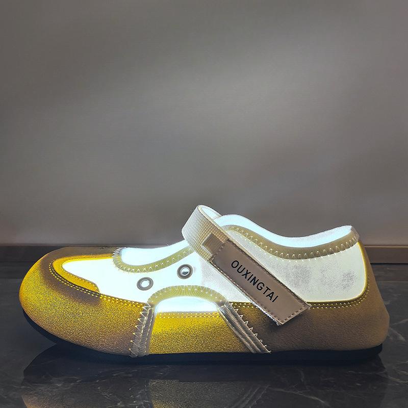 Breathable New Velcro Flat Loafers Round Toe Casual Shoes