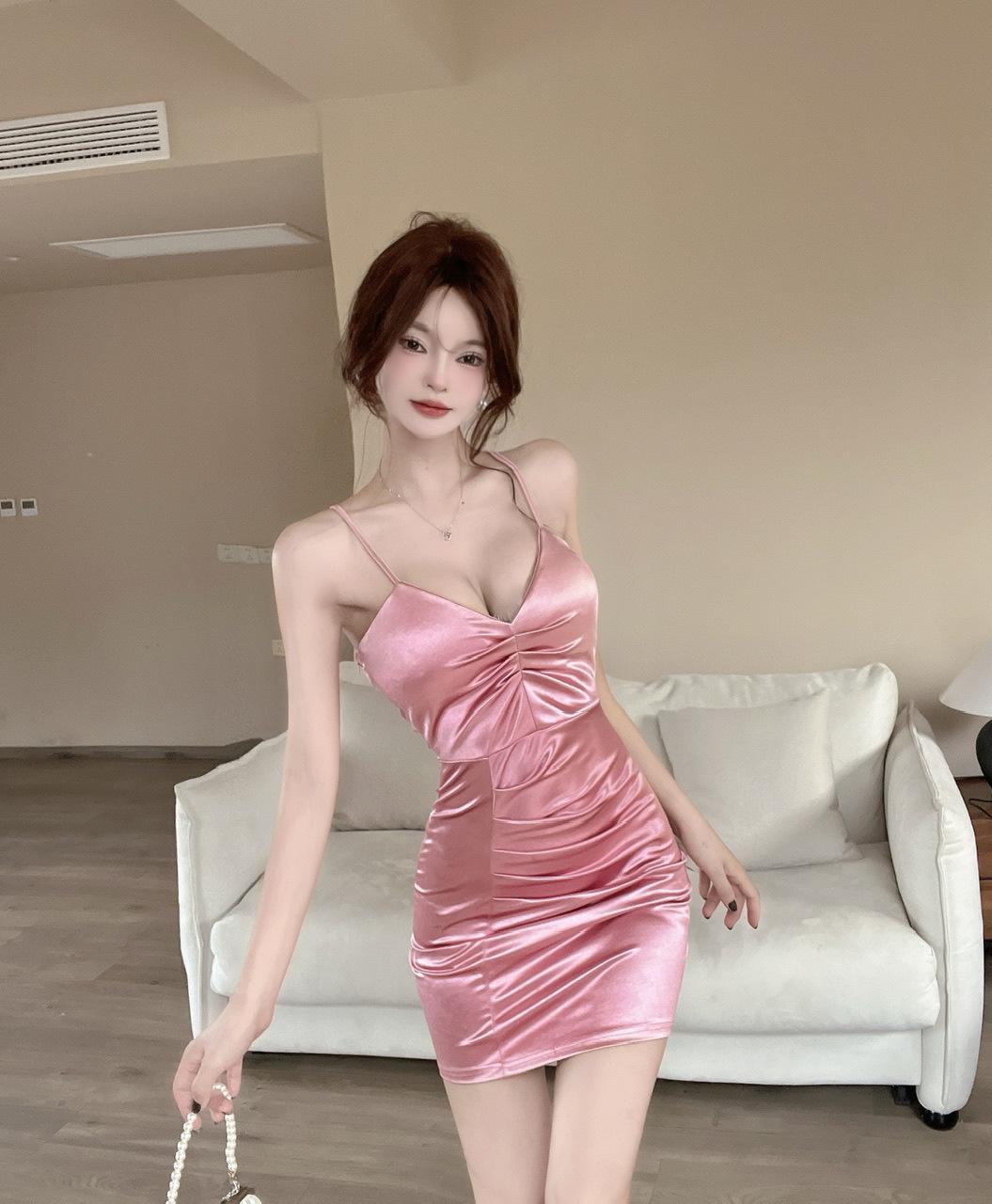 

Женский Магазин Рабочей Одежды Низкий Вырез Сексуальная Цветочная Вставка Короткое Атласное Платье-Комбинезон На Бретельках Облегающее Бедра Летнее S розовый