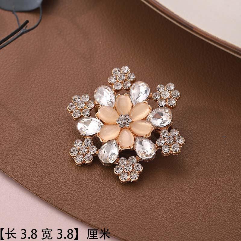Brooch Premium Niche Accessories Versatile Creative Women's Collar Pin Diamond Anti-light Temperament Corsage