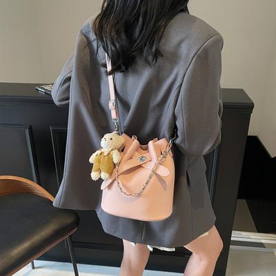 Niche Design Bucket Bag Women's New Fashion Chain Versatile Bag High-end Single Shoulder Messenger Bag