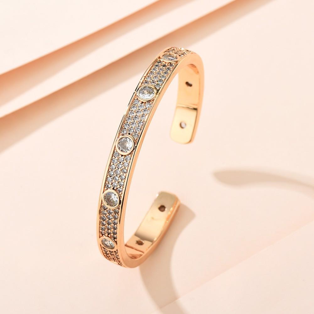 

Seiko Light Luxury Starry Double Row Anti-static Sports Bracelet White/champagne Buckle Bracelet one size(17-20cm)
