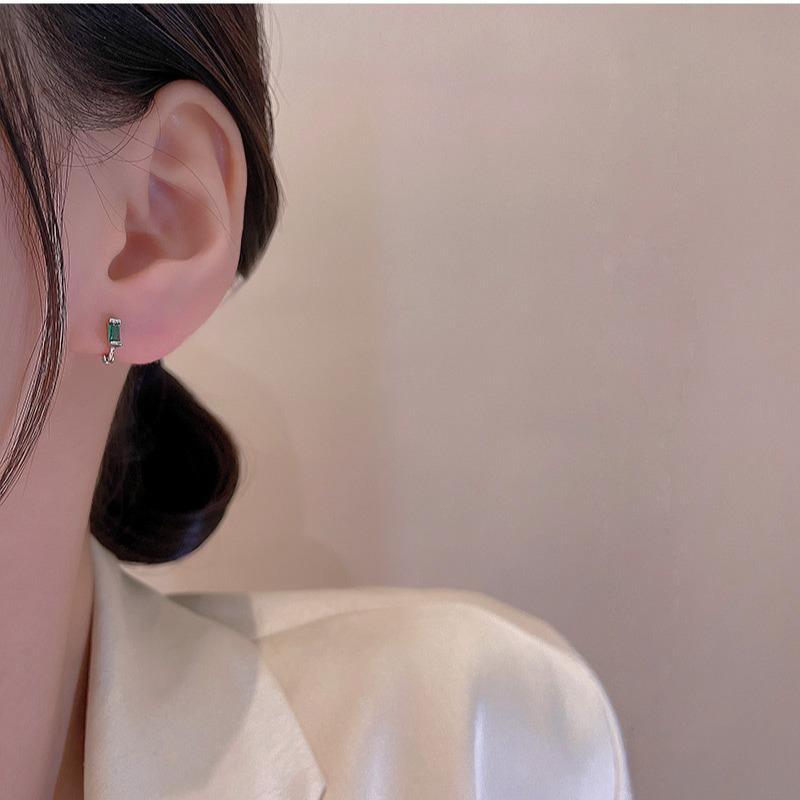 18K Gold Stainless Steel Geometric U-Shaped Stud Earrings with Shiny Cubic Zirconia