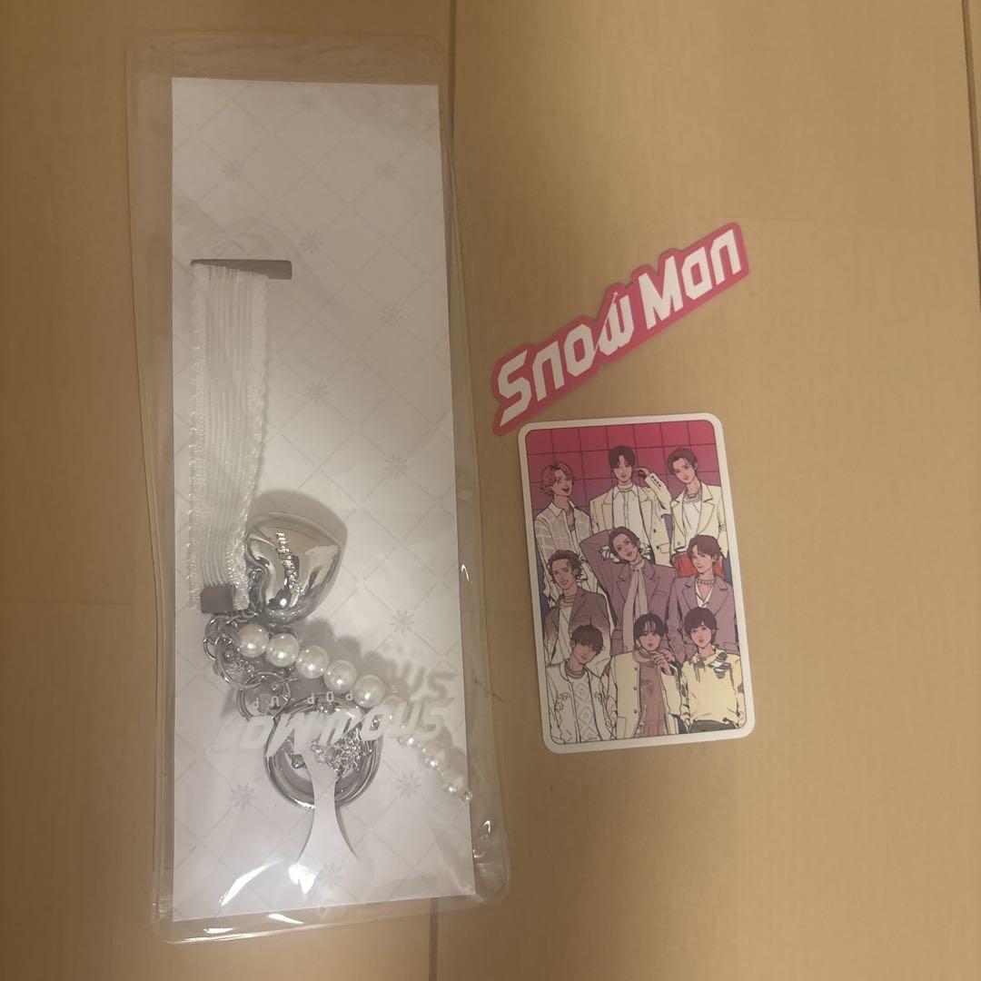 

[Б/У] SnowMan 1-й ПОП-АП Брелок Наклейка Первый Снег