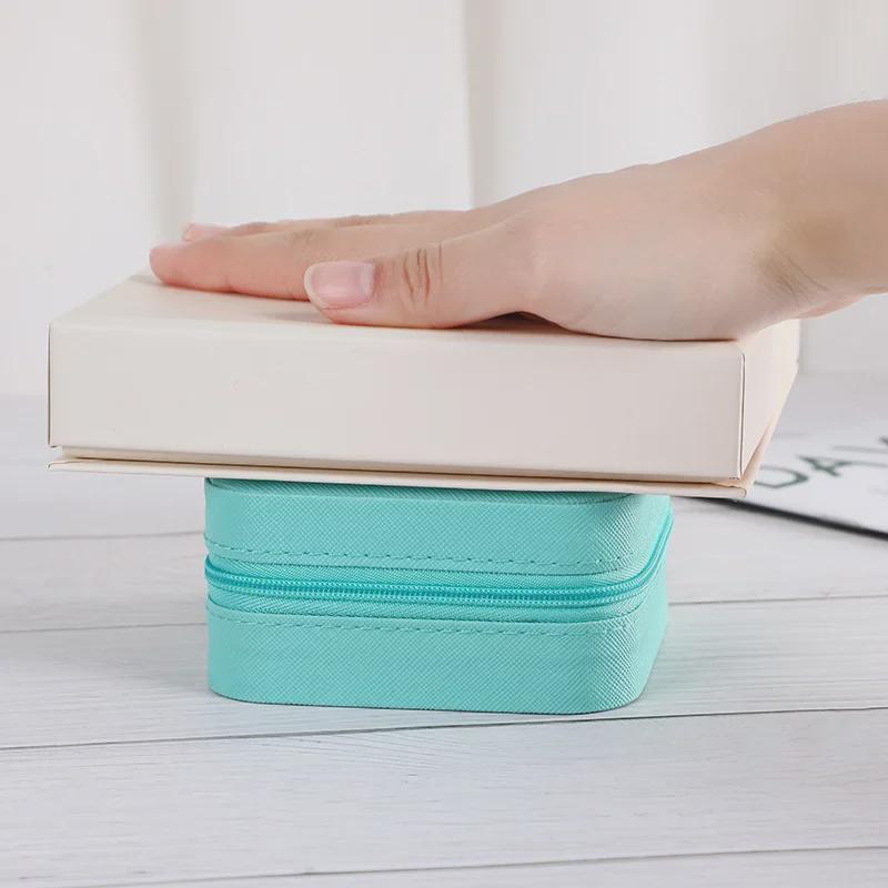 Compact Zippered Jewelry Box with Mirror – Stylish Travel Case for Rings, Earrings, and Accessories