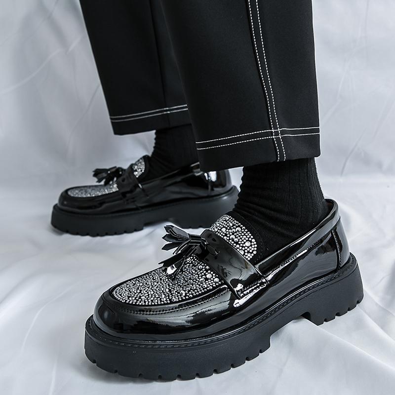 Brand Thick Soled Casual Leather Shoes for Spring Men Comfortable Ultra Light Water Diamond Fringed Big Toe Leather Shoe