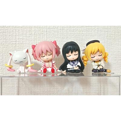 New In-Stock Anime Girl Figurine With Small Round Shoulder Shoulder-To-Shoulder Blind Box Cute Desktop Decoration Festival Gift