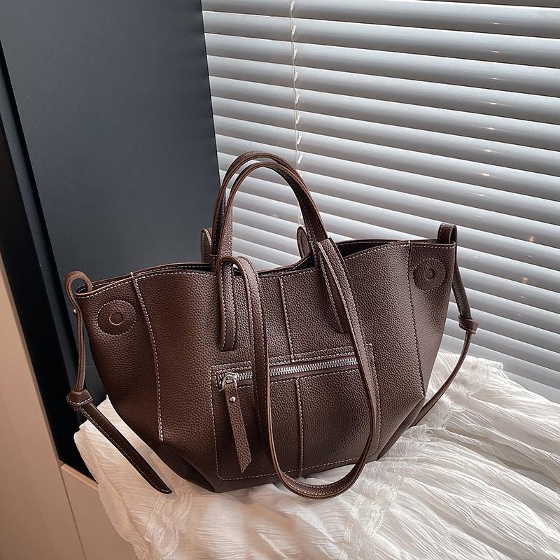 

Large Capacity Women s Handheld Tote Bag Fashionable Trendy Design Shoulder Bag Underarm Bag Wing Shape High-End Sensation Soft