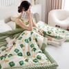 Nanjiren Lightweight Washable Summer Quilt