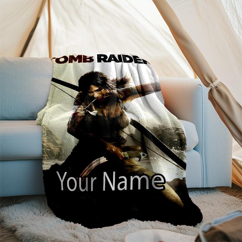 Pătură Imprimată Personalizată cu Nume - Tematică Tomb Raider - Perfectă pentru Canapea, Pat, Călătorii și Utilizare în Aer Liber | Lavabilă la Mașină, Confortabilă și Durabilă.