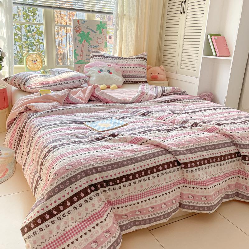 Maternity & Baby Summer Cool Quilt - Machine Washable, Breathable Cooling Blanket for Dorms & Kids