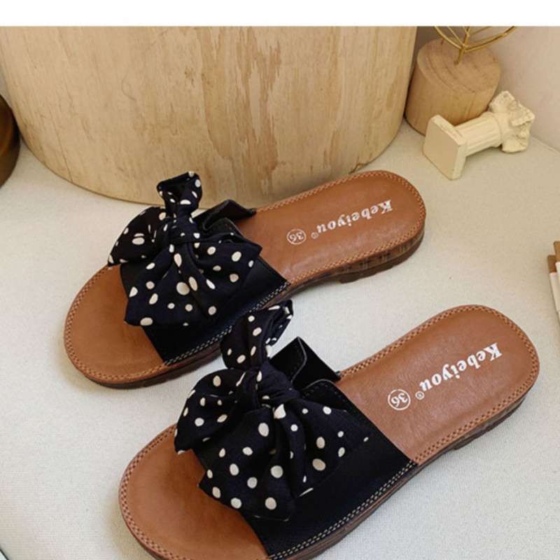 

Тапочки женские летние для улицы 2025 новые с бантом, шлепанцы на плоской подошве из говяжьей кожи, мягкие, нескользящие, для беременных, пляжные, прохладные тапочки 40