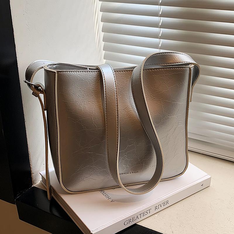 

Модные универсальные сумки-ведра для женщин, новая корейская простая повседневная сумка на одно плечо под мышкой, модная сумка-тоут для поездок на работу