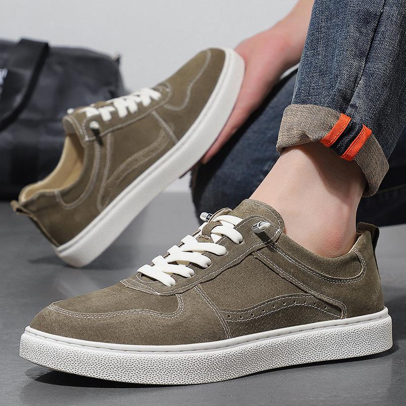 Little white shoes 2025 new flat baseplate shoes lace-up low-top foreign trade large-size fashion sports and leisure shoes men