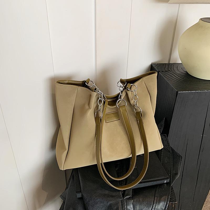 

Популярная текстура большая вместимость однотонный кулон 2025 новый тренд мода простой досуг сумка-тоут для поездок на работу женщины 37*11*30