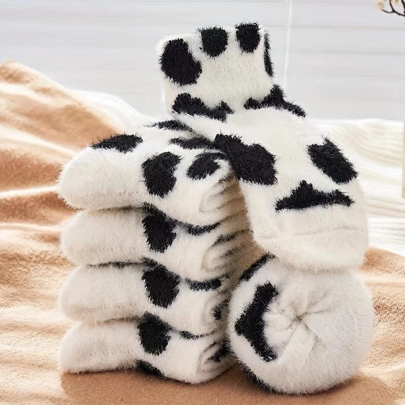 1/2 Pairs Cute Cow Print Socks for Winter, Warm Plush Mid-Calf Socks for Women, Soft Comfortable Casual & Home Wear, Fashionable