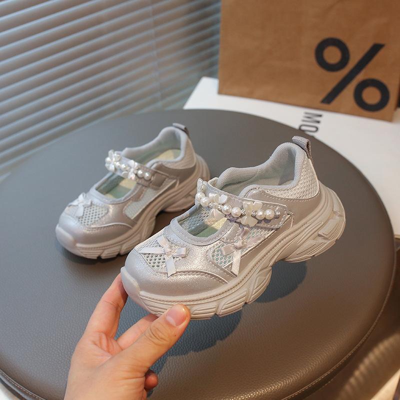 2026New summer dad shoes for children, girls' sandals, soft-soled white shoes, girls' shoes, children's mesh single shoes