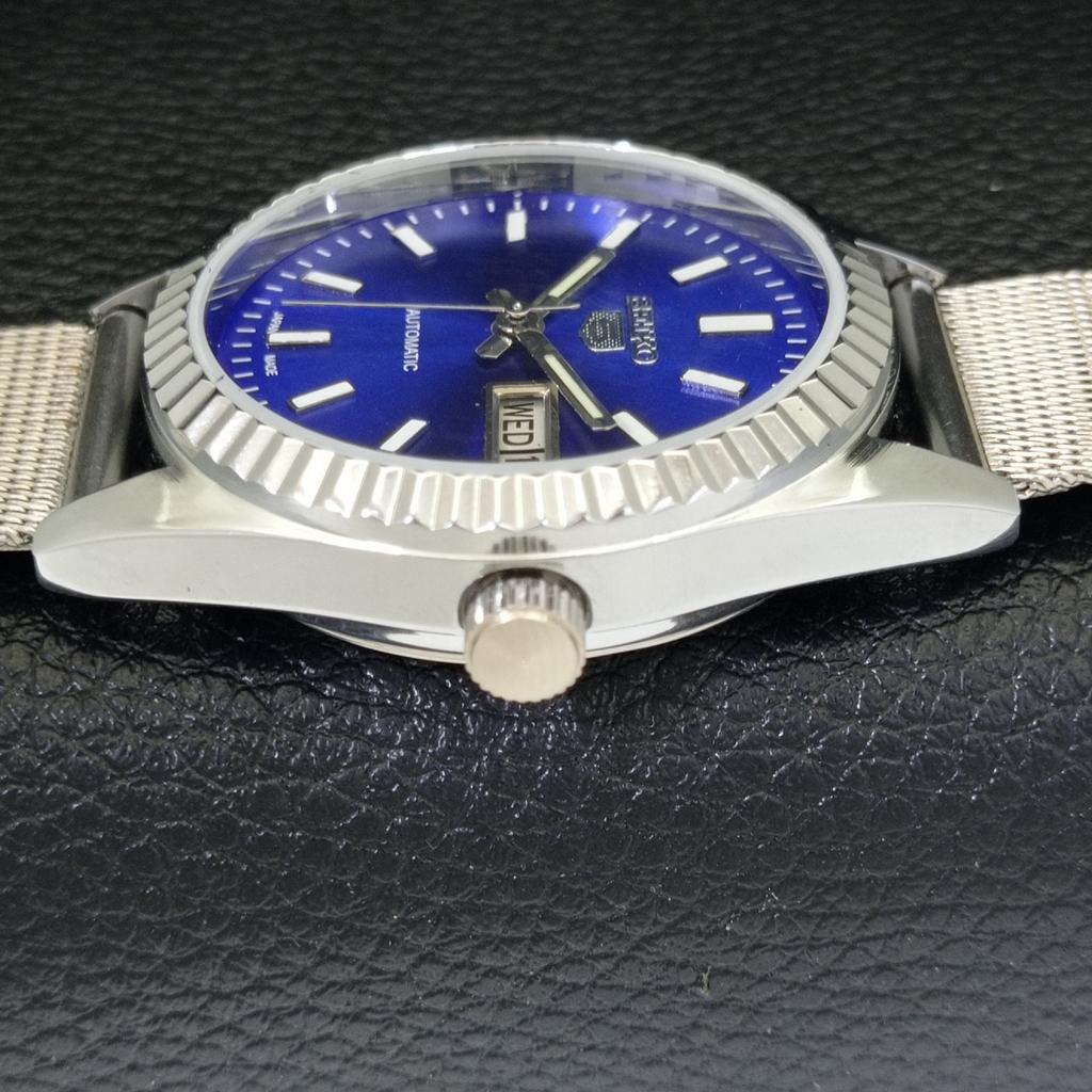 VINTAGE SEIKO 5 AUTOMATIC REFURBISHED JAPAN MENS BLUE COLOR DIAL WATCH A440549-4 Sk-a440549